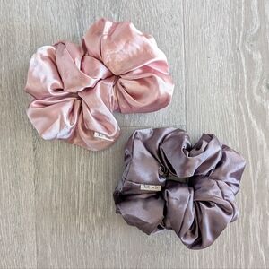 Kitsch Satin Pillow Blush & Gray Satin Pillow Scrunchies 2pc Set